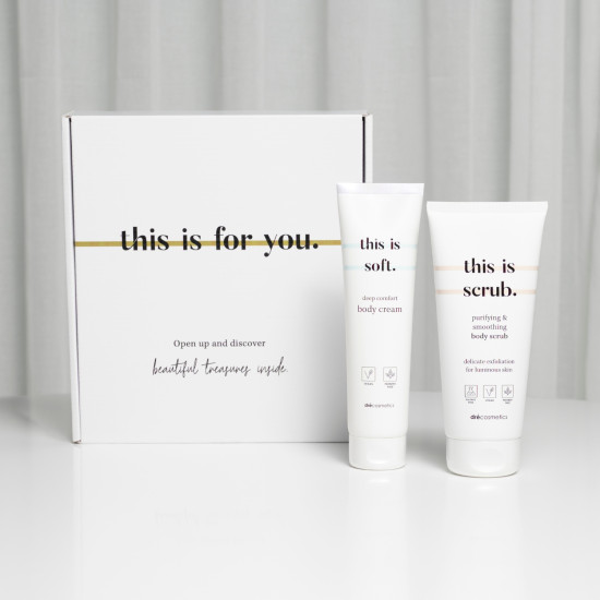 This Is Us Gift Set Body Scrub 200ml + Body Cream 150ml (1 piece)